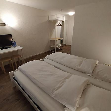 Motelina Wattwil Værelse billede